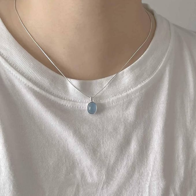 Oval Aquamarine Pendant Necklace